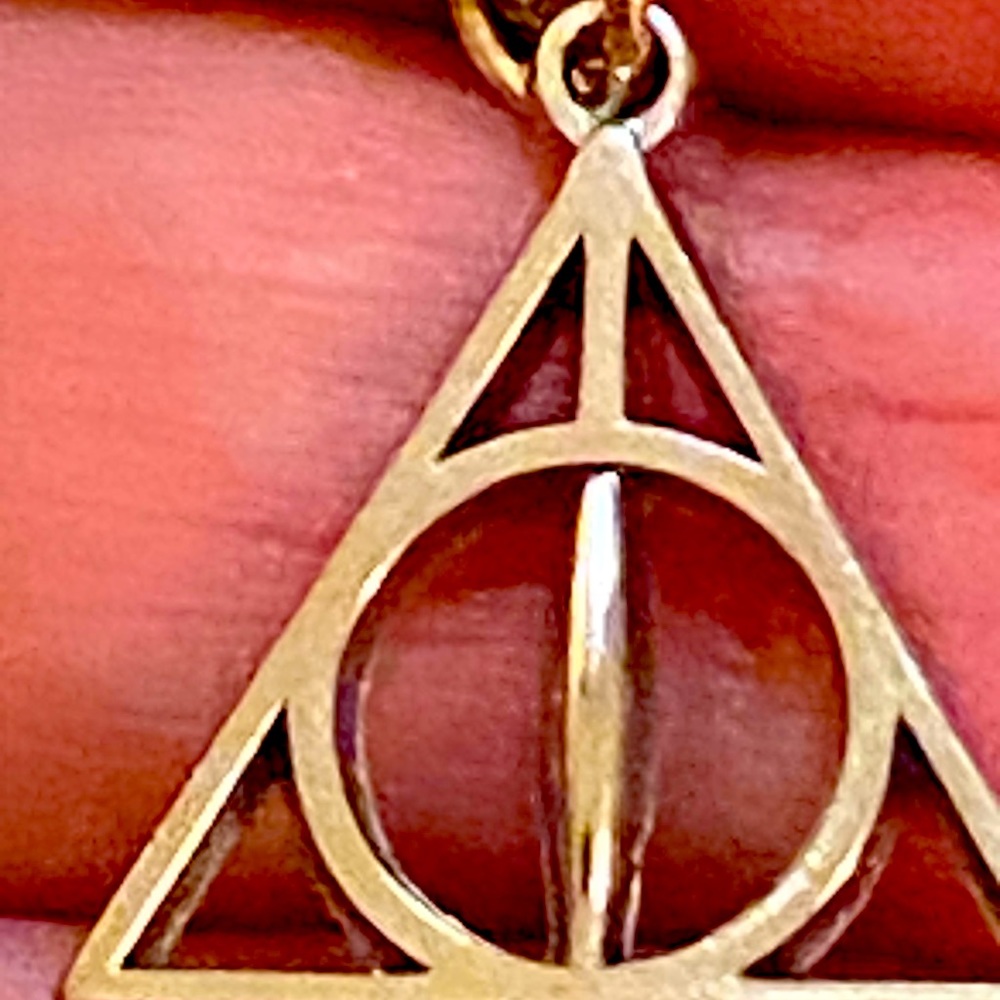 Harry Potter iconic Deathly Hallows necklace